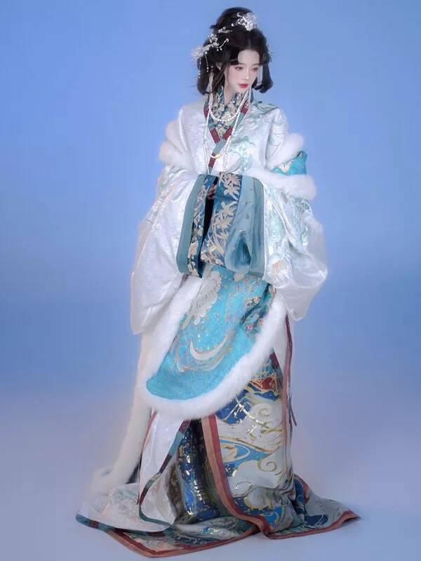 Embroidery Cotton - New Hanfu Women Zhan Guo Robe
