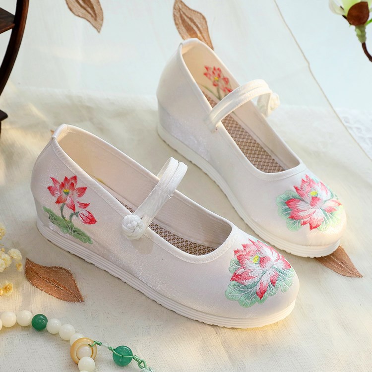 2026 Women's White & Green Lot - Embroidery White ulasan dan harga