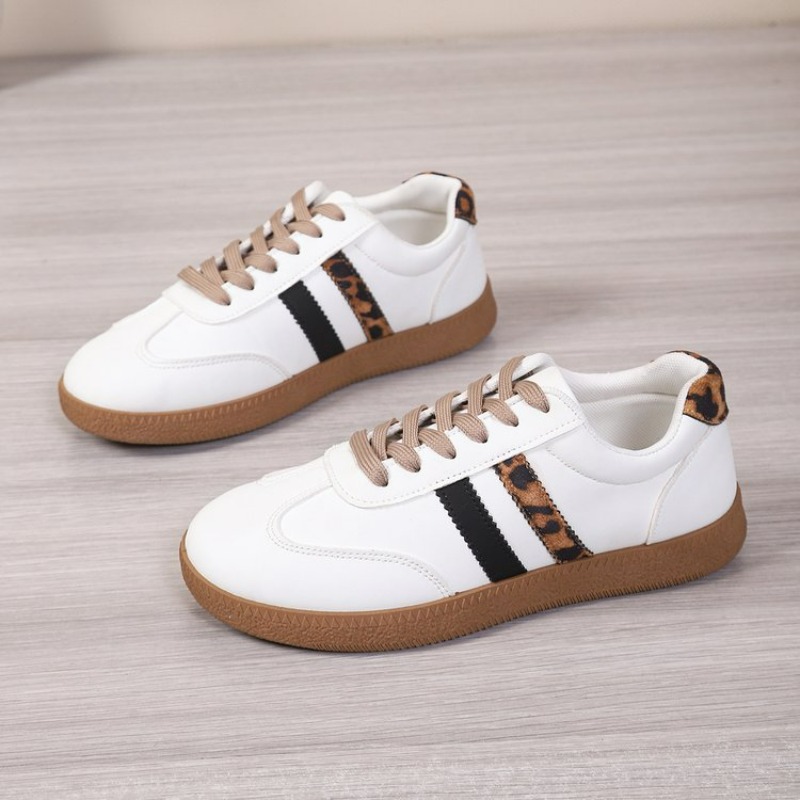 Women's Lace Up Fashion Casual - Embroidery White ulasan dan harga