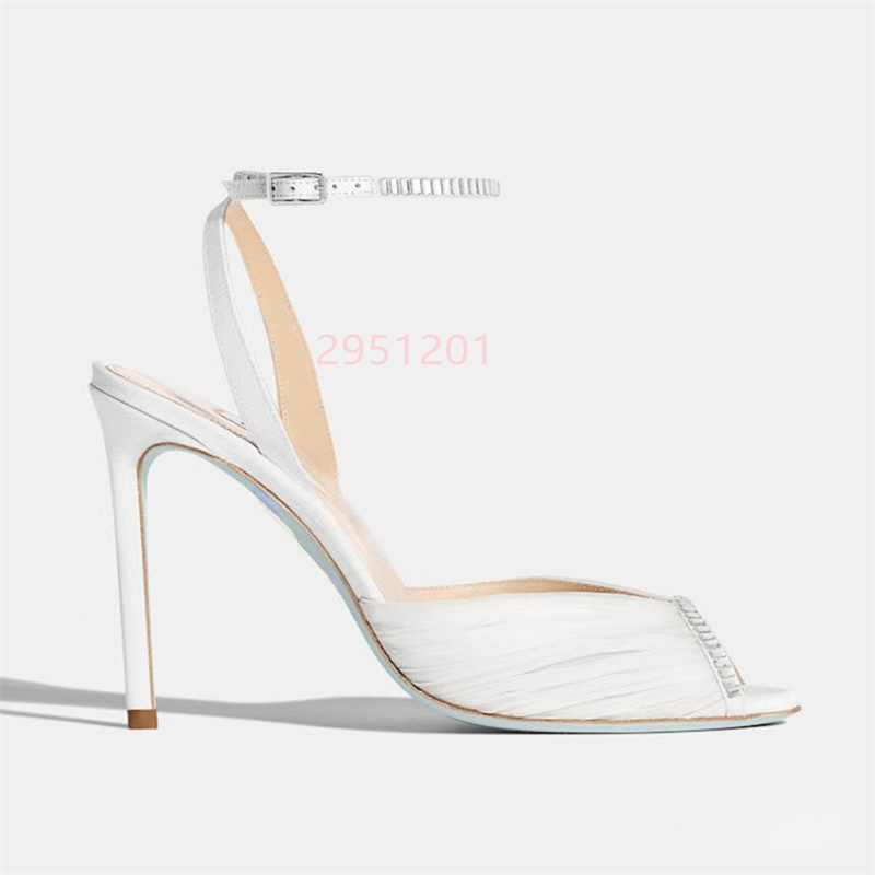 Crystal V Pointed Toe Women Wh - Embroidery White ulasan dan harga